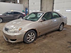Toyota Camry LE 2.4L 4 2005