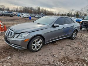Mercedes-Benz E 350 4MATIC 3.5L 6 2011