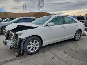 Toyota Camry BASE 2.5L 4 2011