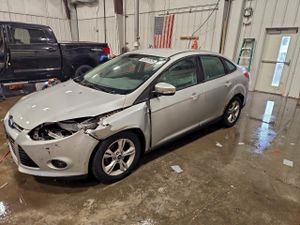 Ford Focus SE 2.0L 4 2013