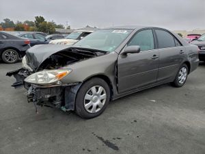 Toyota Camry LE 2.4L 4 2003