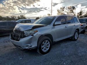 Toyota Highlander BASE 3.5L 6 2013