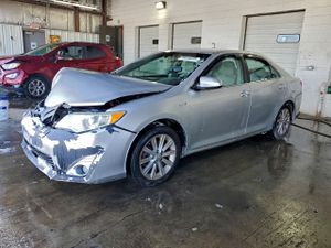 Toyota Camry HYBRID 2.5L 4 2014