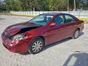 Toyota Camry LE 2.4L 4 2005
