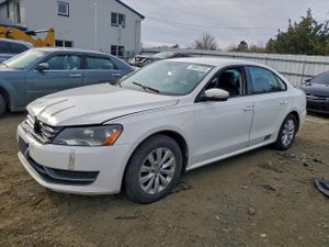 Volkswagen Passat S 1.8L 4 2015