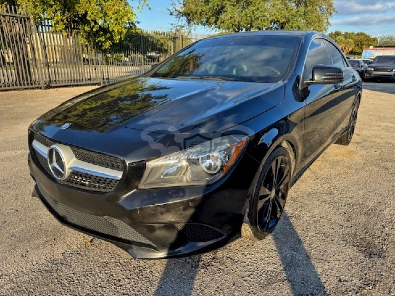 Mercedes-Benz CLA 250 2.0L 4 2016