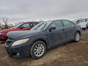 Toyota Camry BASE 2.5L 4 2011