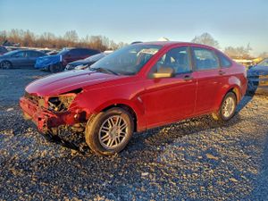 Ford Focus SE 2.0L 4 2010