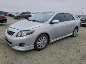 Toyota Corolla BASE 1.8L 4 2010