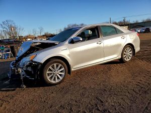 Toyota Camry HYBRID 2.5L 4 2012