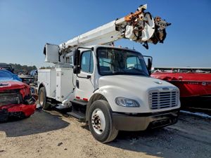 Freightliner Business Class M2 106 MEDIUM DUTY 6.7L 6 2015