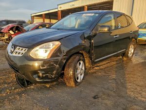 Nissan Rogue S 2.5L 4 2012