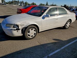 Toyota Camry CE 3.0L 6 1998