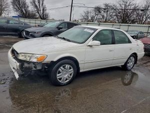 Toyota Camry CE 2.2L 4 2000