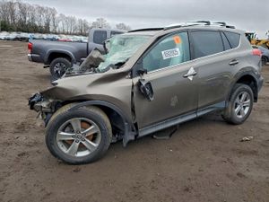 Toyota Rav4 XLE 2.5L 4 2015