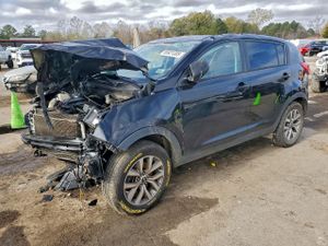 Kia Sportage LX 2.4L 4 2015