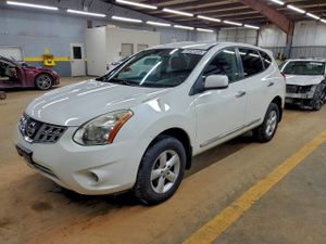 Nissan Rogue S 2.5L 4 2013
