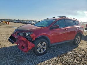 Toyota Rav4 XLE 2.5L 4 2014