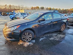 Hyundai Sonata GLS 2.4L 4 2013