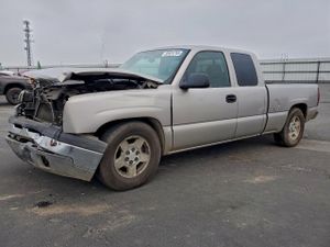 Chevrolet Silverado 1500 C1500 4.8L 8 2005