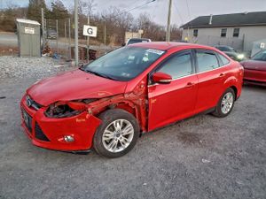 Ford Focus SEL 2.0L 4 2012