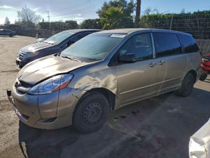 Toyota Sienna CE 3.3L 6 2006