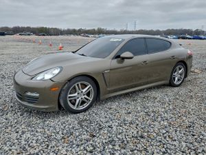 Porsche Panamera 2 3.6L 6 2011