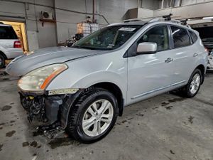Nissan Rogue S 2.5L 4 2012