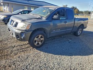Nissan Titan XE 5.6L 8 2007