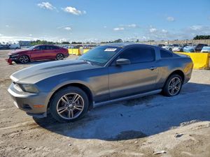 Ford Mustang 4.0L 6 2010