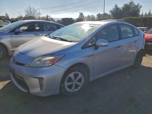 Toyota Prius 1.8L 4 2013