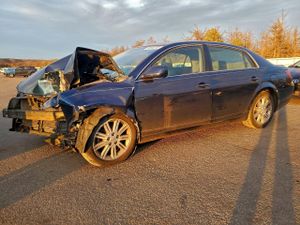 Toyota Avalon XL 3.5L 6 2005