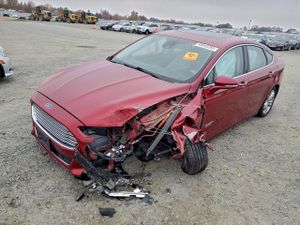 Ford Fusion TITANIUM PHEV 2.0L 4 2015
