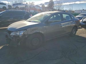 Nissan Sentra S 1.8L 4 2015