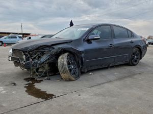 Nissan Altima BASE 2.5L 4 2012