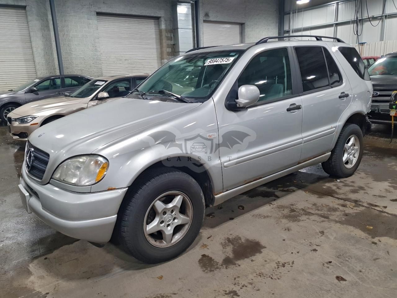 Mercedes-Benz ML 320 3.2L 6 2001