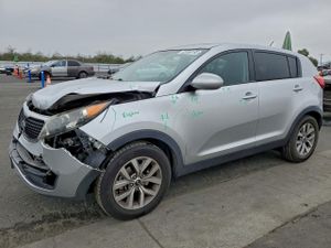 Kia Sportage LX 2.4L 4 2015