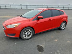 Ford Focus SE 2.0L 4 2015
