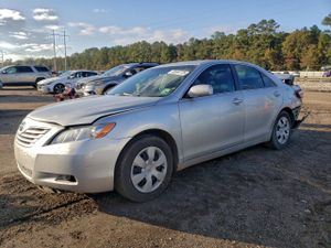 Toyota Camry BASE 2.4L 4 2009
