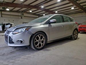 Ford Focus TITANIUM 2.0L 4 2014
