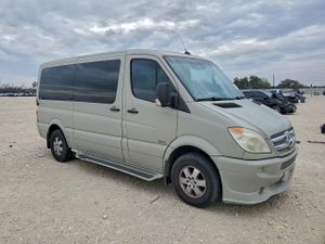 Mercedes-Benz Sprinter 2500 3.0L 6 2012