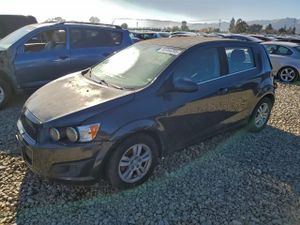 Chevrolet Aveo (Sonic) LT 1.8L 4 2014