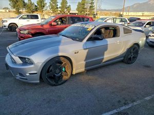 Ford Mustang 3.7L 6 2014