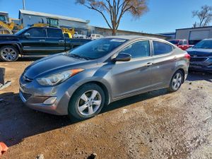 Hyundai Elantra GLS 1.8L 4 2012