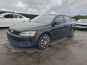 Volkswagen Jetta SE 2.5L 5 2012
