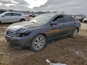 Toyota Camry BASE 2.5L 4 2010