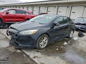 Ford Focus SE 2.0L 4 2015