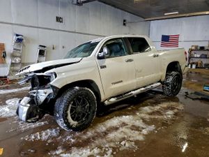 Toyota Tundra CREWMAX LIMITED 5.7L 8 2015