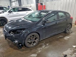 Ford Focus SE 2.0L 4 2014