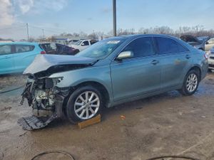 Toyota Camry BASE 2.5L 4 2011